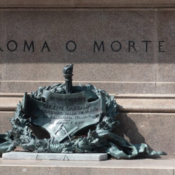 When Freemasons Vote