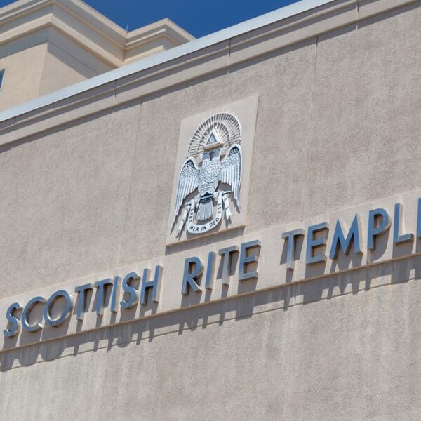 Why Do Masonic Lodges Have No Windows