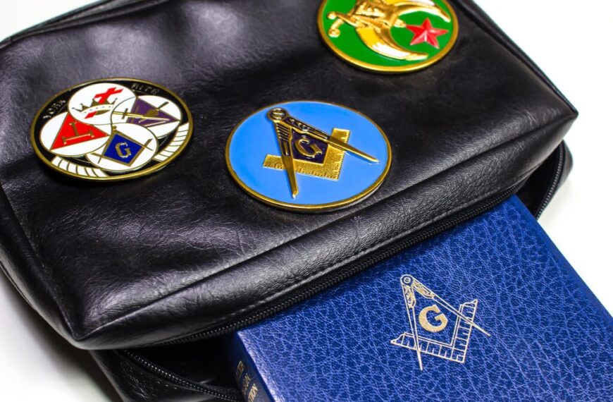 What Does The Freemason Symbol Mean