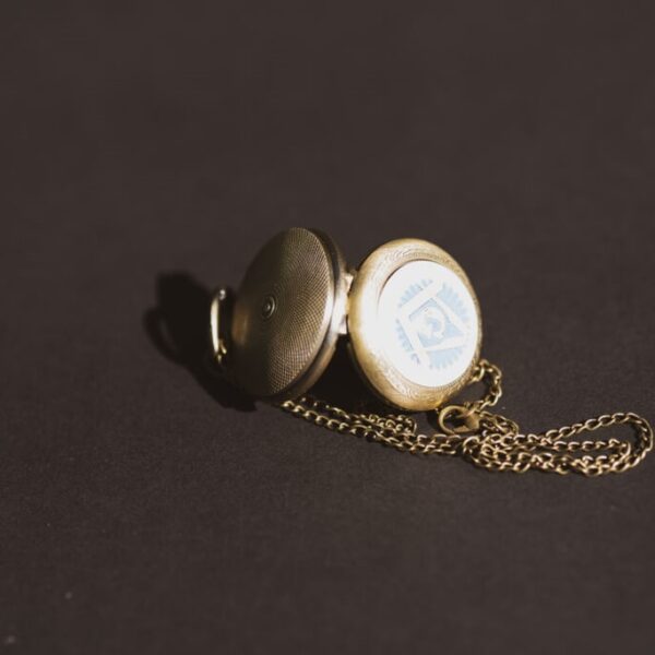 What Is Difference Between Mason And Freemason