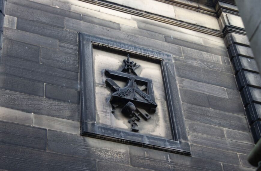 leaving freemasonry uk